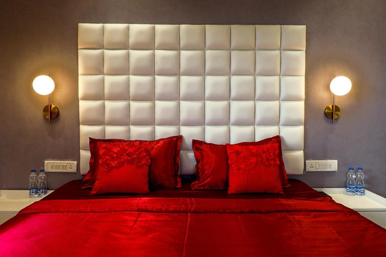 Hotel Greek Glory พันช์กานี ภายนอก รูปภาพ